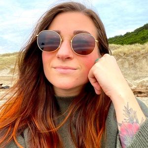 Meet your Posher, Amy